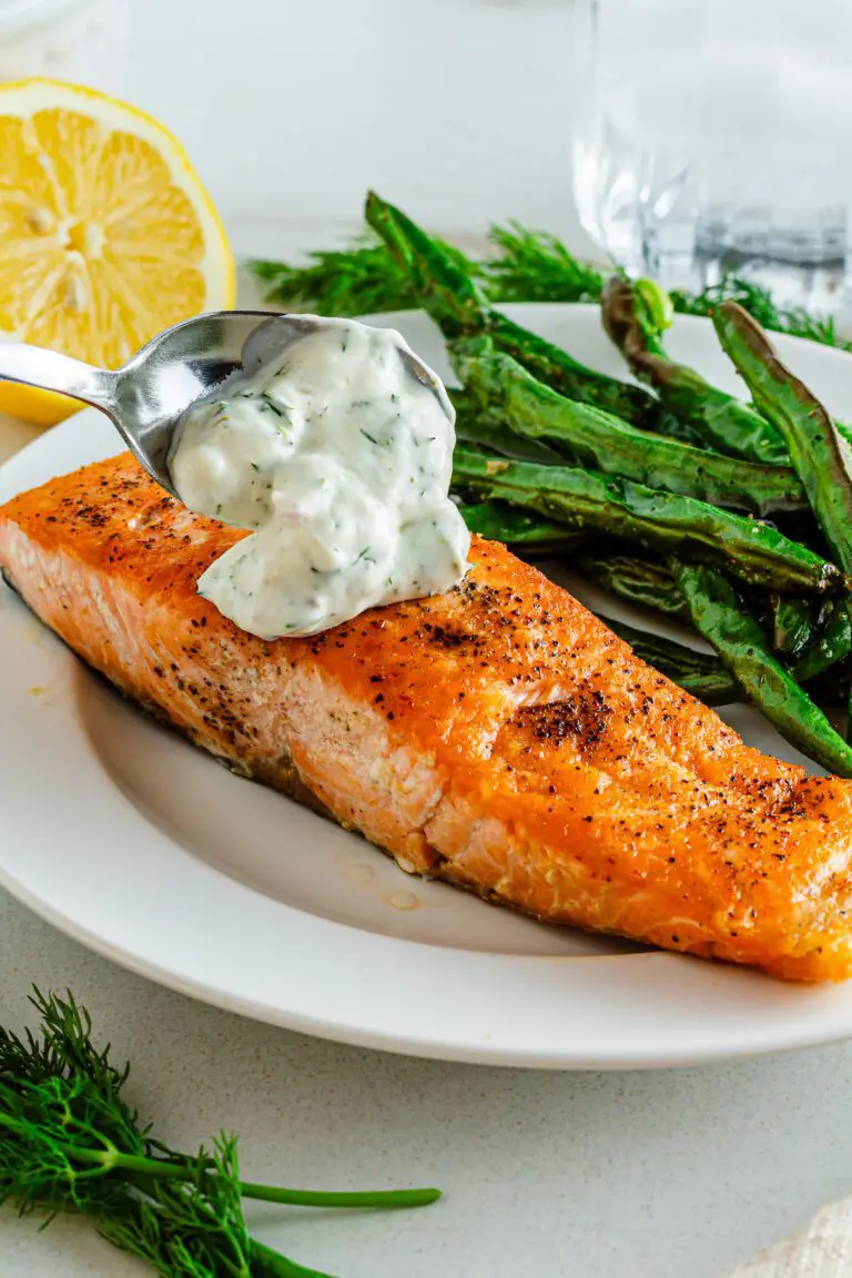 Pan Seared Salmon with Creamy Dill Sauce