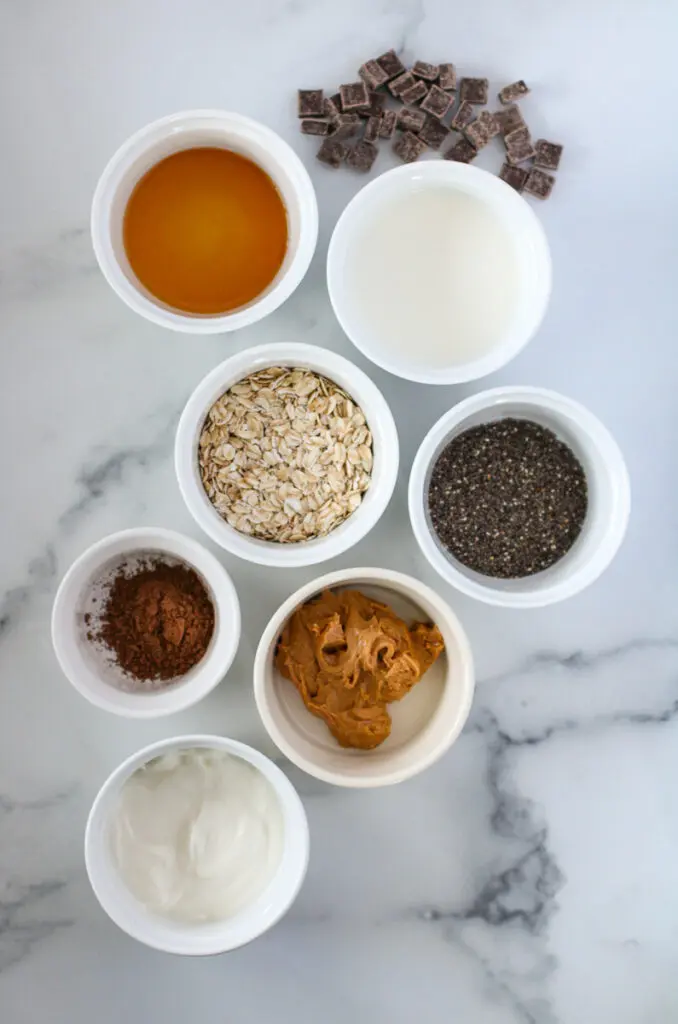Ingredients for Peanut Butter Chocolate Overnight Oats