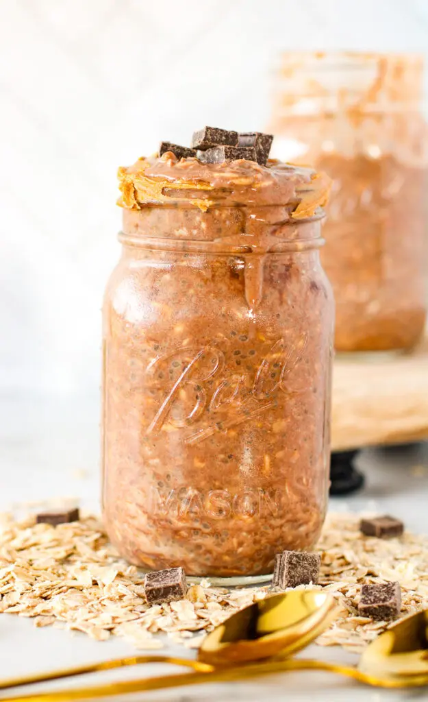 Chocolate overnight oats